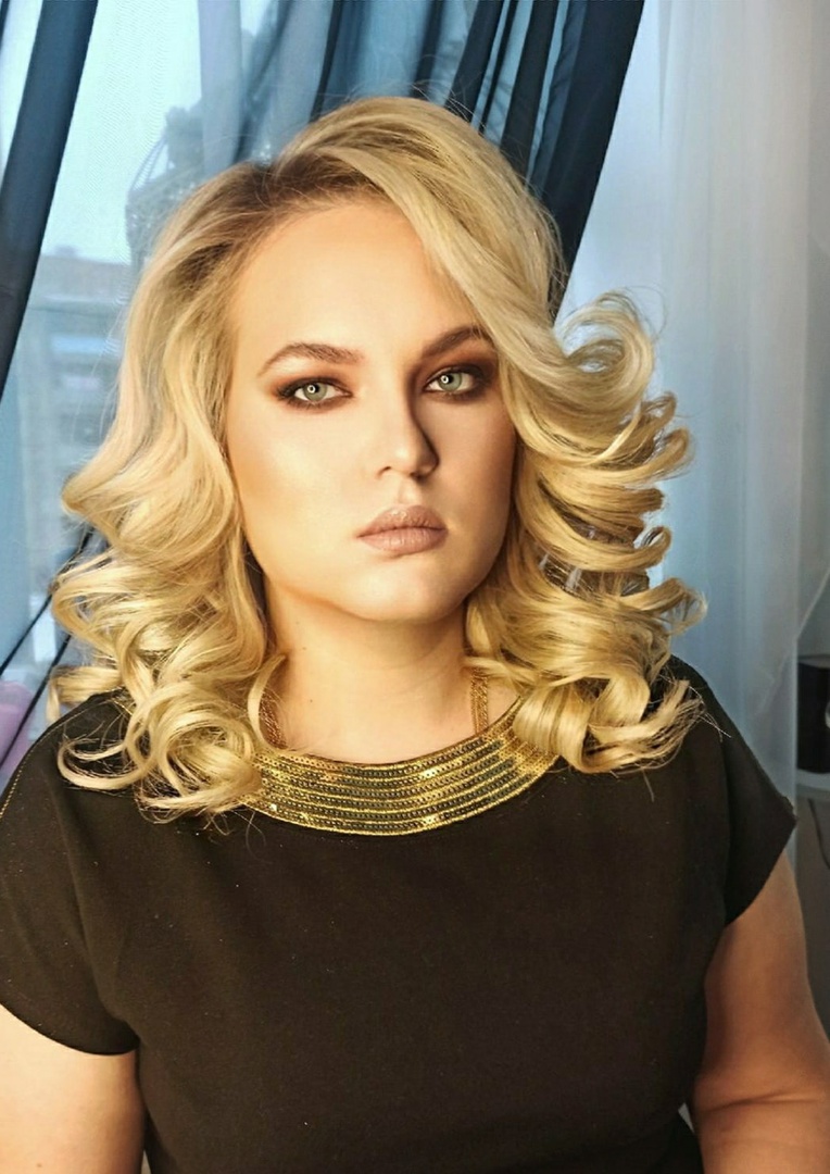 Плешакова Елена Сергеевна.